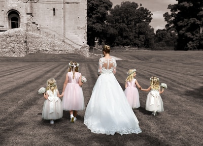 Hedingham Castle Bride and bridesmaids
